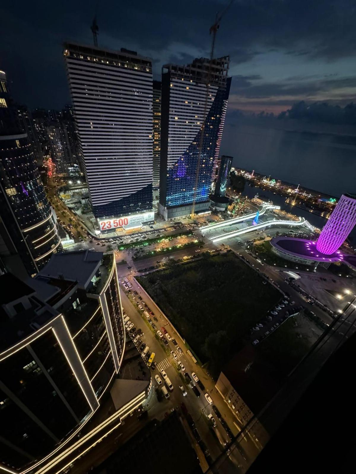 Moonlight Apart-Hotel Batumi Exterior foto